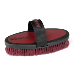 EZI-GROOM Grip Body Brush -Farm housse 1397 Shires Ezi.groom .grip .body .brush Burgundy