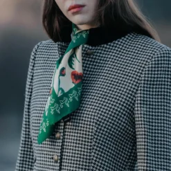 Welligogs Prairie Silk Scarf -Farm housse 1db524ef 4880 4dfa 9db8 4e840acabab0