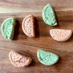 Dapper Darling Horse Treats -Farm housse 1e6f7fe3 5a92 4a21 92ea df3e30e19ea4