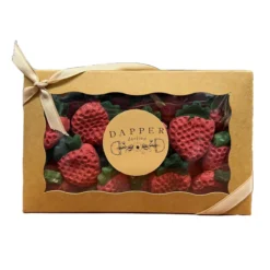 Dapper Darling Horse Treats -Farm housse 201634b8 aa6f 4b58 8c0a d38b3011f59d