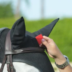 EquiFit SilentFit HeadsUp Ear Bonnet -Farm housse 28c9f8a75030dfcb2b5a9d670d873fd4