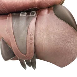 Devoucoux Biarritz Lab 17.5" Used Close Contact Saddle -Farm housse 48ae2e7c 1bf7 40e7 8d73 d3da09df0803