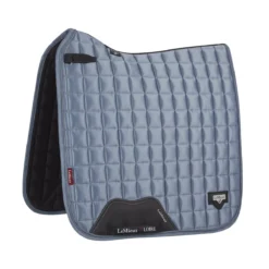 LeMieux Loire Classic Dressage Square 33 LeMieux Loire Classic Dressage Square -Farm housse 4d3f664f 9f98 4996 bbae c4240d5586ee