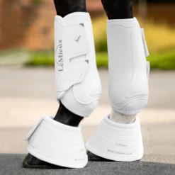 LeMieux Motionflex Over Reach Boot -Farm housse 5081a3be 43e6 44af b8a3 aec17ea46c52