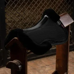 LeMieux Streamline Half Pad 10 LeMieux Streamline Half Pad -Farm housse 658988d0 1b7e 4864 850b b584e0a136da