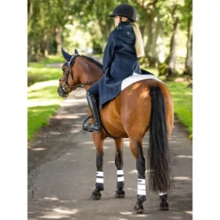 LeMieux Amelie Waterproof Lightweight Riding Coat -Farm housse 6adab56659931aae244ac4e3b2a1a4c7