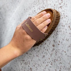 LeMieux Artisan Soft Speckled Brush -Farm housse 991f2aea 97b5 4b3a bbb1 dc43550e1e7c