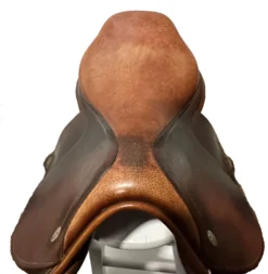 CWD SEO1 17.5" Wide Tree Used Close Contact Saddle -Farm housse CWD1453 CWD SEAT