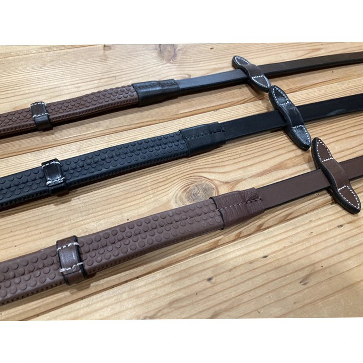 Jump'in Rubber Reins With Stops - One Collection 4 Jump'in Rubber Reins With Stops - One Collection - Image 2