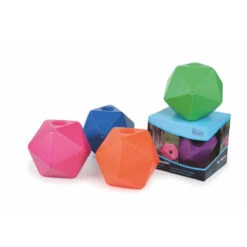 Front Page 9 Shires Ball Feeder