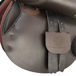 Luc Childeric FJ Used 17.5" Close Contact Saddle -Farm housse b18749bdbf69d9ae14e9240ef01d4832