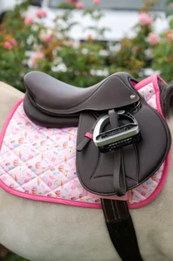 Belle And Bow Equestrian Pony Saddle Pad -Farm housse b9ad0746864171634536ba430686822a 48dc7952 9069 4824 90f7 493a0781b9d4