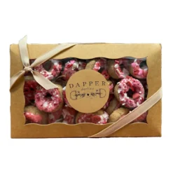 Dapper Darling Horse Treats -Farm housse db0428be a279 474f 8303 b0c19f8d78ae