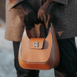 Welligogs Women's Phillipa Leather Handbag -Farm housse dbd9602a c80e 453c b05c 77448bd39d94