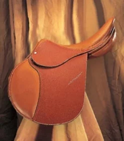 Luc Childeric FM Saddle