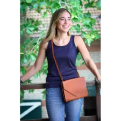 Penelope Laure Clutch -Farm housse pochette laure cognac