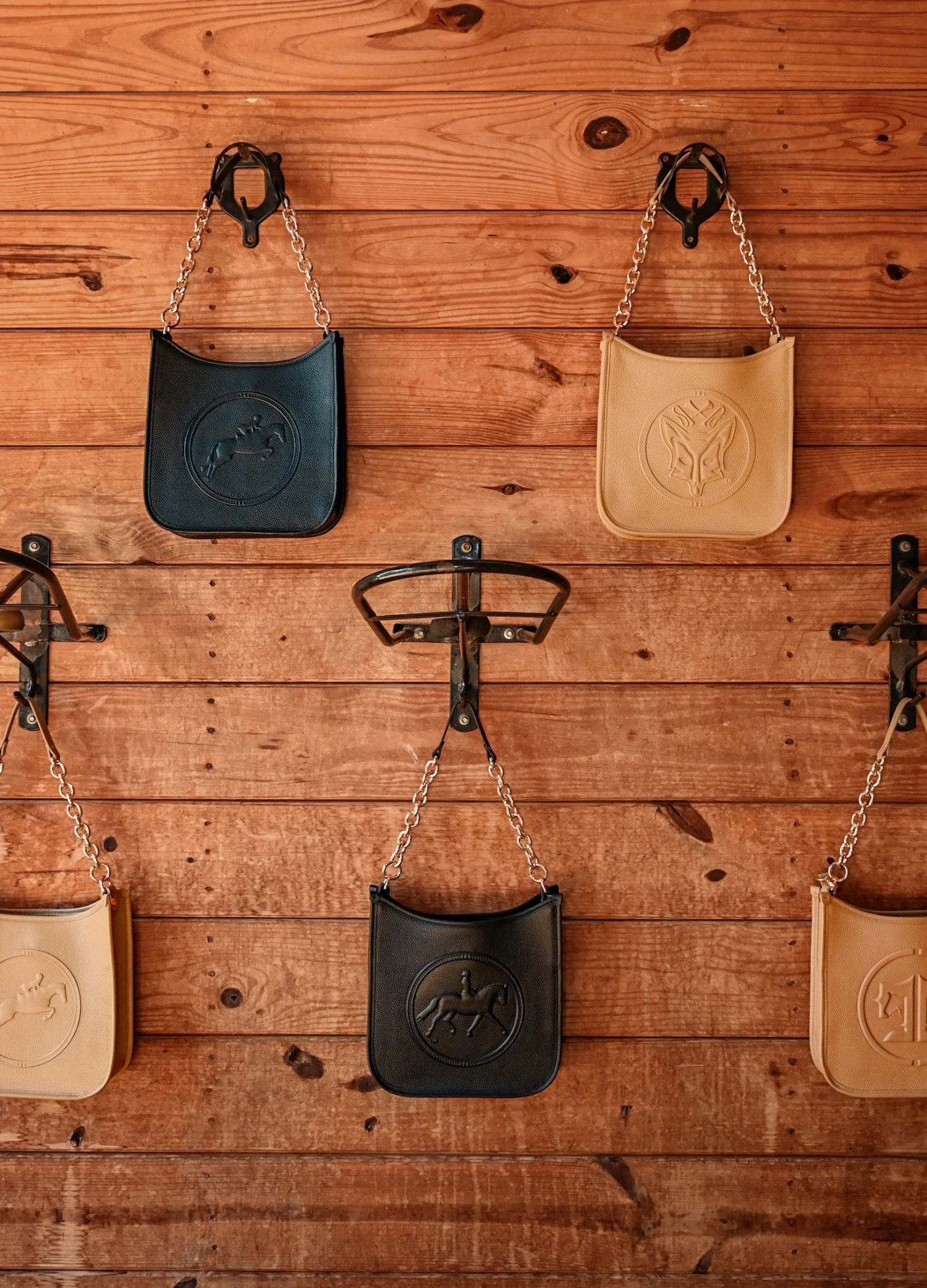 Tucker Tweed Middleburg Messenger, Hunter/Jumper 5 Tucker Tweed Middleburg Messenger, Hunter/Jumper - Image 3